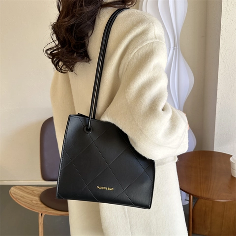 Women Tote Bag PU Leather Quilted Rhombic Pattern Wide Houndstooth Strap Large Capacity Commuter Shoulder Handbag Fashion