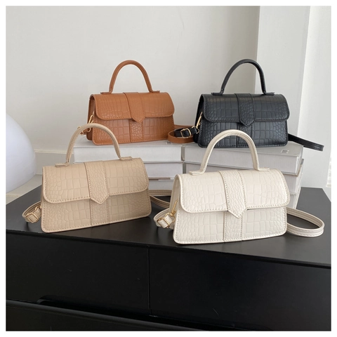 Women Crocodile Pattern Shoulder Bag PU Leather Small Square Crossbody Bag With Top Grip Flap Fashion Trendy