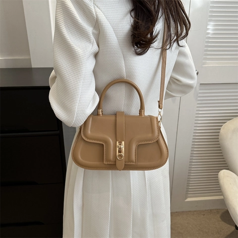 Damen Mode PU Leder Handtasche 2023 Winter Trend Quadratische Schultertasche Mit Goldenem Metallschloss Täglich Umhängetasche