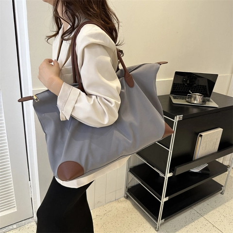 Bolsa de Viaje de Tela Oxford de Gran Capacidad Bolso Tote Minimalista Con Asas de Cuero y Esquinas Reforzadas para Mujer Hombre Deporte Yoga