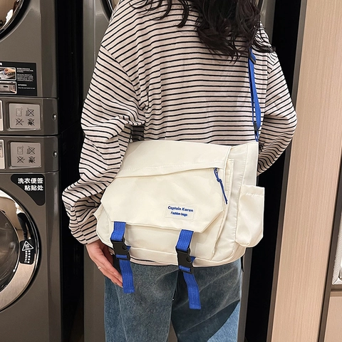 Large Capacity Nylon Messenger Bag Japanese Work Style Fashion Crossbody Shoulder Bag For Women Men Student Casual Bag