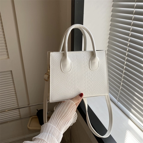 Women Shoulder Crossbody Bag PU Leather Crocodile Pattern Fashion Square Structured Trendy Handbag