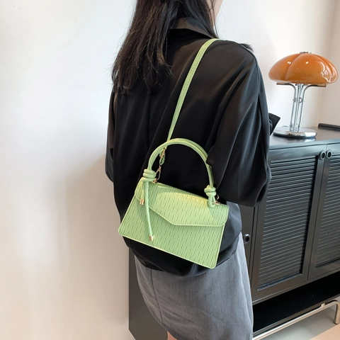 Women Shoulder Bag PU Leather Pleated Ripple Texture Handbag With Knot Handle And Adjustable Strap Trendy Crossbody