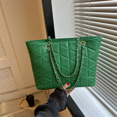 Damen Mode PU Leder Tote Bag Stilvolle Rautensteppung Schultertasche Große Kapazität Kette Handtasche Für Den Täglichen Weg