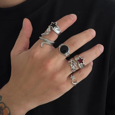 Men Vintage Alloy Snake Star Moon Ring Set Punk Gothic Rhinestone Inlaid Finger Rings Silver Color Retro Men Jewelry