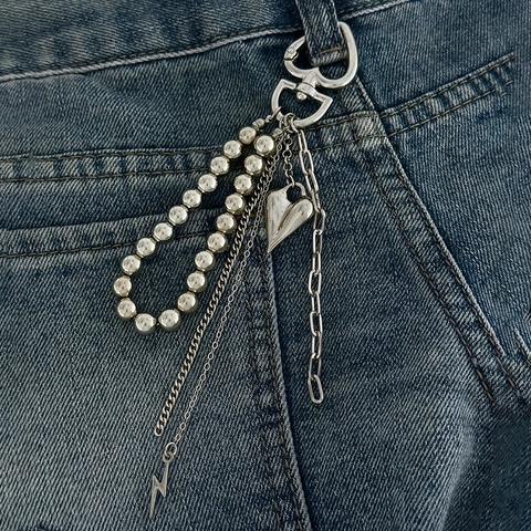 Mode Herz Zinklegierung Schlüsselanhänger Mit Künstlicher Perle Mehrlagiger Taschenanhänger Für Damen Vintage Punk Hosenkette