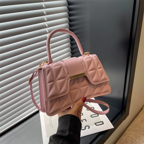 Women Quilted Shoulder Bag PU Leather Rhombic Pattern Handbag Elegant Crossbody Bag With Metal Buckle And Top Handle
