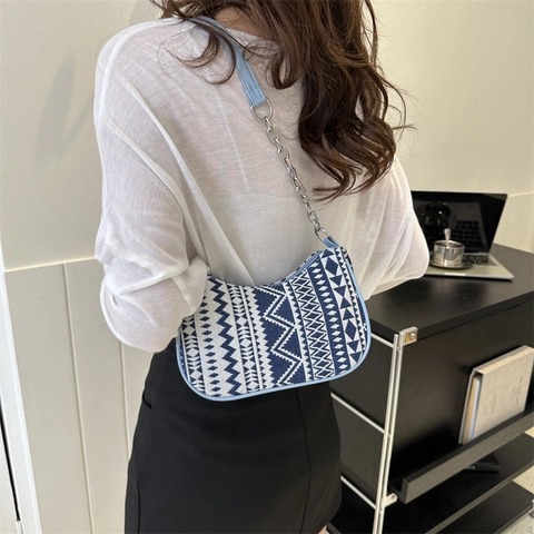Vintage Ethnic Geometric Woven Underarm Bag Women Canvas PU Leather Patchwork Shoulder Bag Metal Chain Hobo Bag