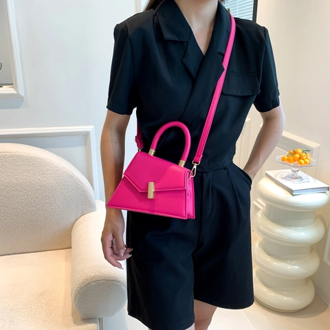 Bolso de Hombro de Mujer Minimalista Trapezoide de Cuero PU Con Cierre Dorado Asa Superior Correa Ajustable Casual