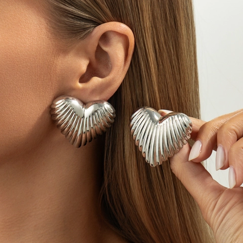 Irregular Liquid Metal Pleated Stud Earrings For Women Vintage Gold Silver Alloy Heart Geometric Statement Earrings Jewelry