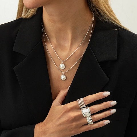 Layered Anhänger Halskette Und Ringe Legierung Kunstperle Herz Kristall Eleganter Old Money Stil Minimalistisch Damen