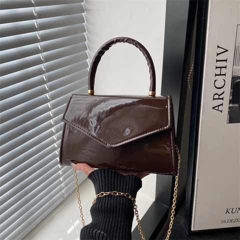 Bolso de Hombro de Charol para Mujer Moda Color Sólido Vintage Bolso de Mano con Solapa de Sobre y Cadena Dorada Elegante Bolso Cuadrado