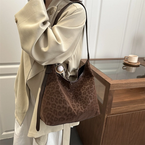 Leopardenmuster Schultertasche Für Damen Große Kapazität Wildlederoptik Hobo Tote Retro Pendler Urban Schlichte Achseltasche