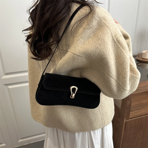 Sac Baguette Rétro Femme Simili Daim Cuir PU Bandoulière Unique Sac À Main Sous Les Aisselles Boucle Métallique Mode