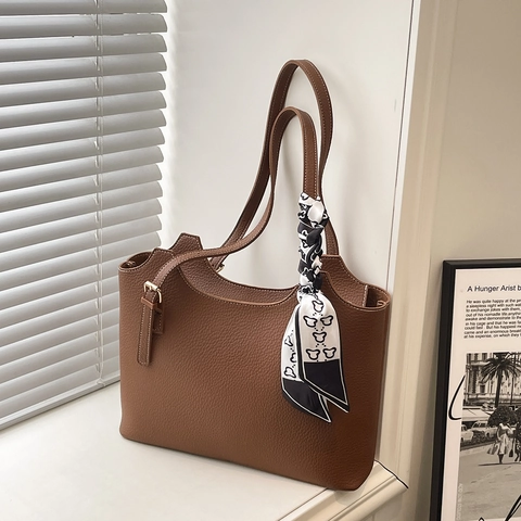 Minimalist Large Capacity Pebbled PU Leather Tote Bag For Women Fashion Commute Shoulder Bag With Satin Scarf Decor
