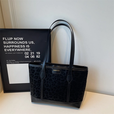 Women's Large Capacity Leopard Print Tote Bag Velvet Flocking PU Leather Shoulder Bag Fashion Commuting Handbag For Women