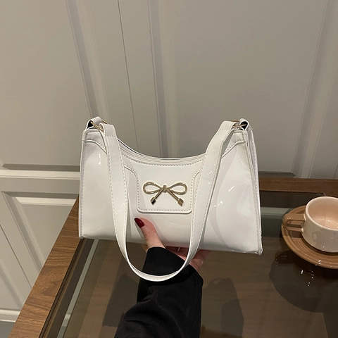 Underarm Shoulder Bag Shiny Patent Leather PU Metallic Gold Bowknot Decor Chic Vintage Commuting Purse For Women