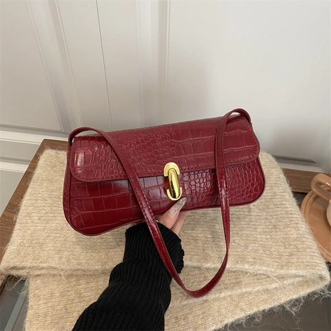 French Vintage Crocodile Pattern Underarm Bag For Women PU Leather Shoulder Bag With Metal Lock Fashion Baguette Bag