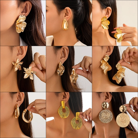 Mode Legierung Geometrische Ohrringe Mit 925 Sterling Silber Ohrstecker-Stift Unregelmäßige Metallische Gold Silber Ohrstecker Damen
