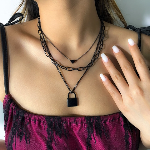 Punk Style Black Multilayer Necklace With Heart And Lock Pendant Alloy Metal Dark Aesthetic Jewelry For Women Gift