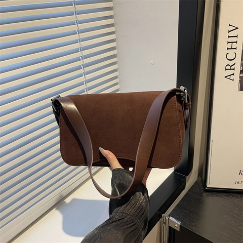Retro Matte PU Leather Women's Shoulder Bag Simple Flap Magnetic Buckle Underarm Bag Casual Commuter Handbag Crossbody Bag
