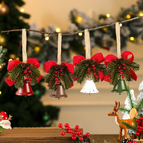 Decorazione Natalizia da Appendere Campana di Metallo Vintage Con Fiocco in Iuta Rossa Pigna e Aghi di Pino per Albero