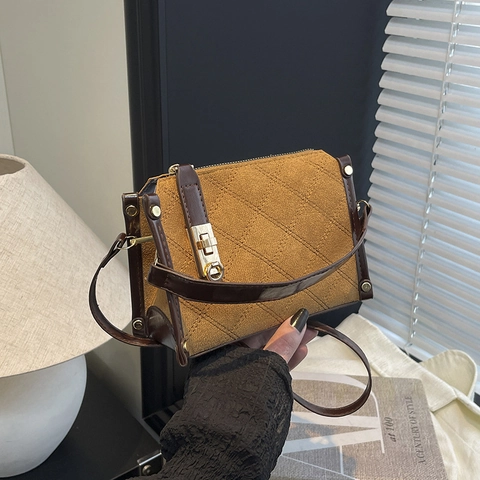 Borsa a Tracolla da Donna in Camoscio a Rombi Vintage Piccola Borsa Quadrata Con Serratura in Metallo Oro Autunno Inverno Borsa da Giorno