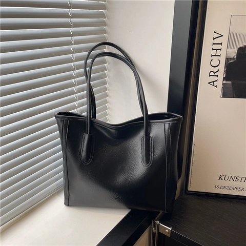 Damen Große Kapazität PU Leder Tragetasche Retro Lässig Schultertasche Mit Hasen Anhänger Einfach Pendeln Handtasche