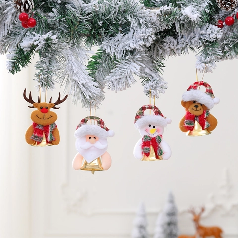 Adornos Colgantes Para Árbol De Navidad Muñecos De Peluche A Cuadros Con Campanas De Metal Papá Noel Muñeco De Nieve Oso
