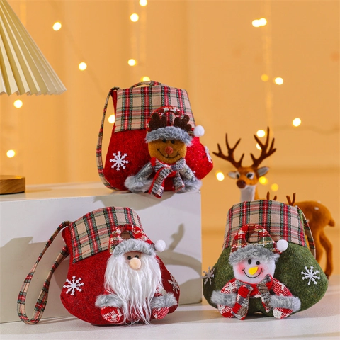 3D Christmas Gift Bags Felt Plaid Handle Santa Snowman Reindeer Candy Pouch Festive Holiday Treat Tote Ornament