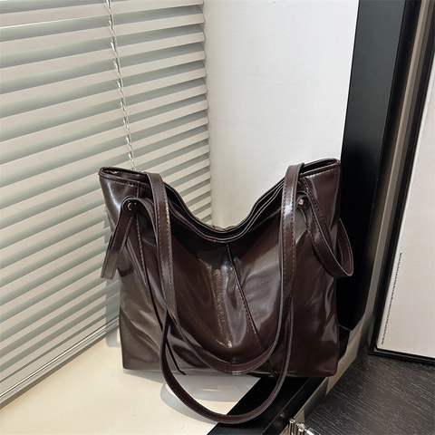 Large Capacity PU Leather Tote Bag For Women Retro Casual Glossy Shoulder Bag Commuting Solid Color Large Handbag Purse