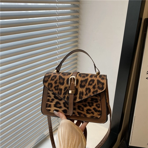 Dames Luipaardprint PU-leer Schoudertas Mode Kleine vierkante Crossbodytas Handtas Met Metalen Gesp Voor Dagelijks Woon-werkverkeer