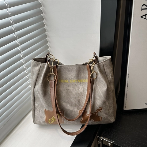 Borsa Tote da Donna Grande Capacità in Pelle PU Minimalista Urbana Stampa Lettere Patch Cane Borsa a Spalla Casual Lavoro Pendolare
