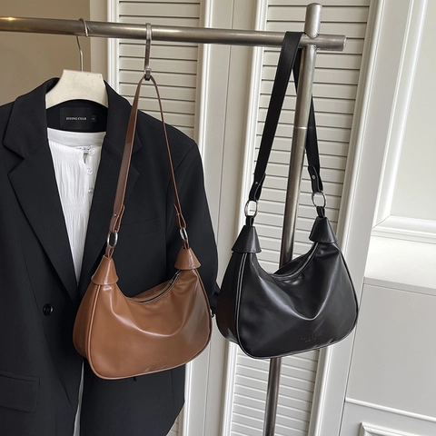 Women PU Leather Hobo Bag Minimalist Underarm Shoulder Bag Large Capacity Solid Color Fashion Commuter Handbag For Daily Use