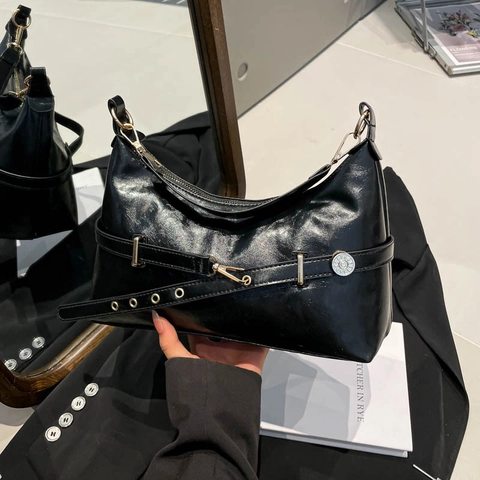 Bolso de Hombro Hobo de Cuero PU Retro para Mujer Gran Capacidad Con Cinturón Decorativo Hardware Dorado Bolso de Mano Diario