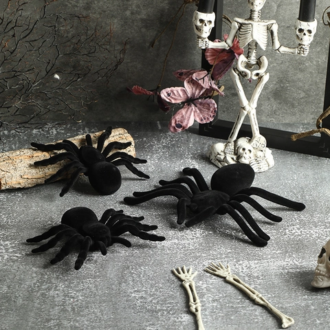 Halloween Decoration Simulation Flocked Spider And Portable Pumpkin Lantern LED Light For Haunted House Party Prank