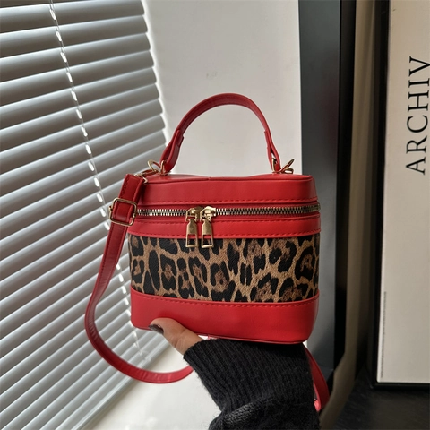 Vintage Leopard Print Patchwork Box Shoulder Bag For Women PU Leather Chic Small Square Crossbody Bag With Zipper Closure