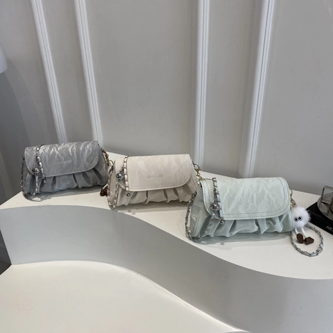 Bolso de Hombro Plisado de Cuero PU para Mujer Bolso Bandolera de Nube a la Moda Bolso de Mano Diario Con Colgante