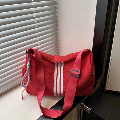 Borsa Tracolla Sportiva A Righe Nylon Increspato Borsa A Spalla Casual Grande Capacità Borsa Da Palestra Viaggio Donne