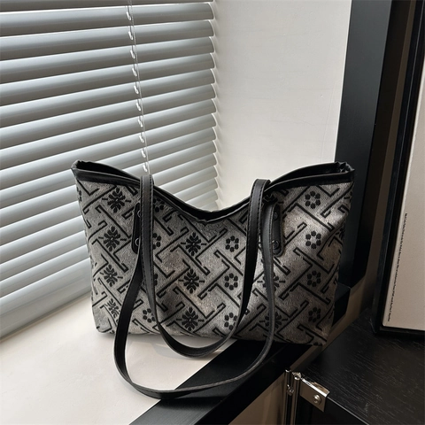 Chinese Style Embroidered Jacquard Tote Bag For Women Retro Geometric Floral Pattern Large Capacity Shoulder Bag Fashion Handbag