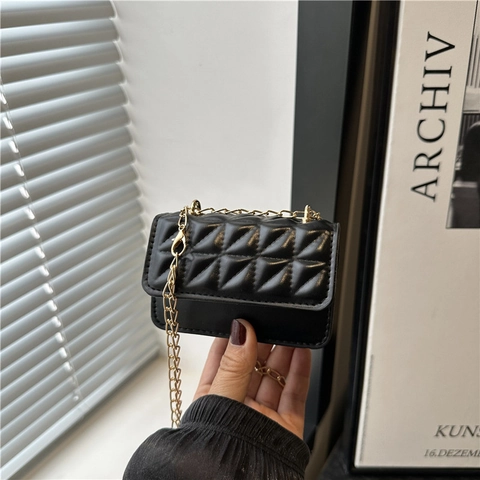 Fashion Women Mini Rhombic Quilted Crossbody Bag PU Leather Minimalist Chain Small Square Shoulder Bag Party Purse Pouch