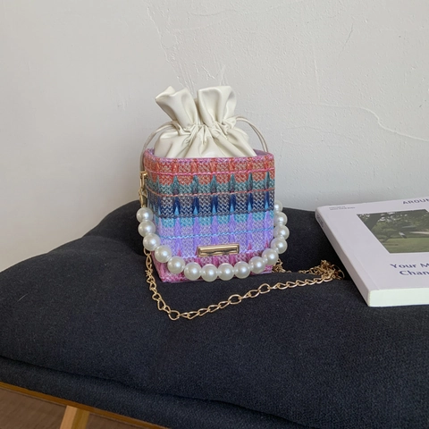 Women Colorful Woven Bucket Bag Artificial Pearl Handle Metal Chain Strap Drawstring Closure Ethnic Style Crossbody Handbag