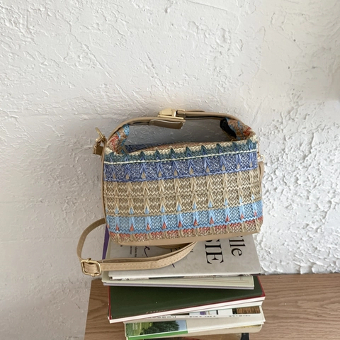 Farbenfrohe Gewebte Umhängetasche Böhmische Stroh Handtasche Mit PU Lederriemen Griff Mini Boston Tasche Für Frauen Sommer