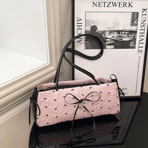 Bolso de Axila de Diseño de Nicho Francés Para Mujer Patrón de Lazo Tela Acolchada Bolso de Hombro Con Colgante de Corazón Dulce Bolso de Mano