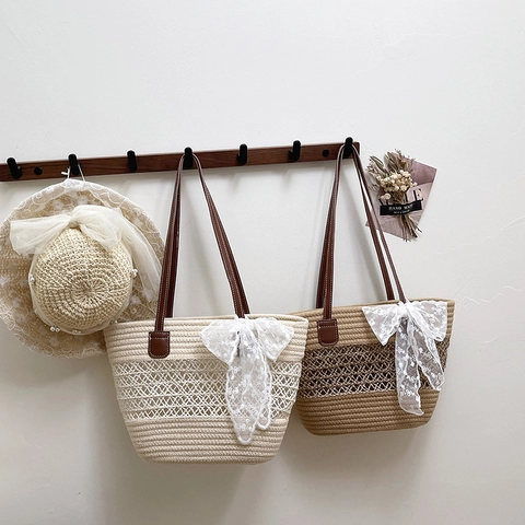 Sac Cabas en Paille d'Été Et Chapeau de Soleil Avec Décoration Nœud en Dentelle Femme Sac à Épaule de Plage Tissé à la Main Grande Capacité