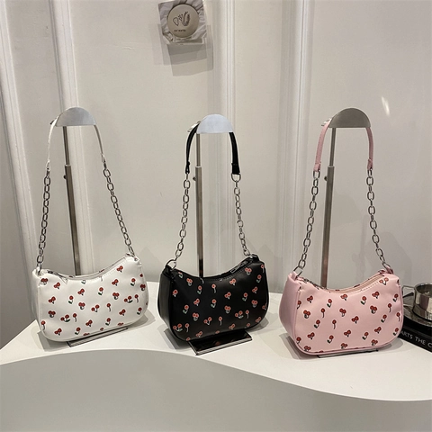 Dames Kersenprint Onderarmtas PU Leer Halve Maan Schoudertas Met Metalen Ketting Mode Zoete Kleine Handtas