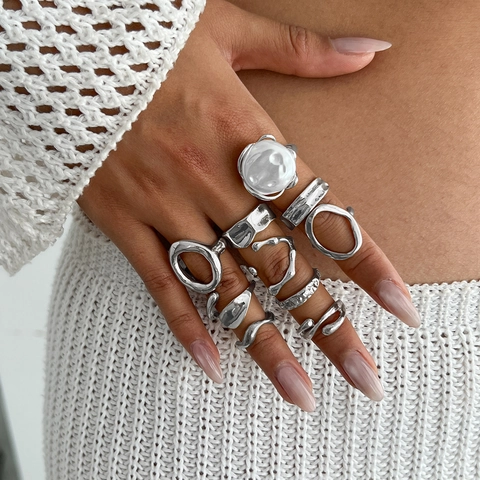 Unregelmäßige Geometrische Legierung Knöchelringe Kunstperlen Dekor Ausgehöhlt Offen Verstellbar Minimalistischer Schmuck Damen