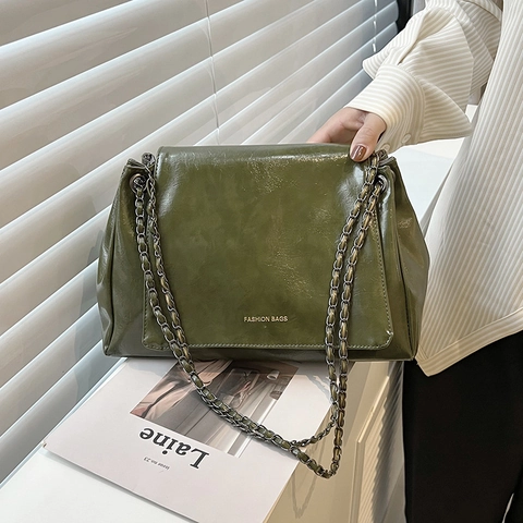 Women's Retro PU Leather Chain Shoulder Bag Large Capacity Flap Crossbody Bag Fashion Solid Color Small Square Bag Handbag