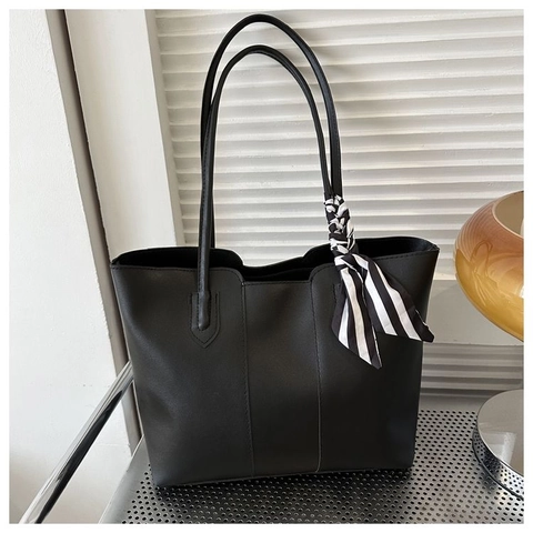 Borsa Tote In Pelle PU Grande Capacità Borsa A Mano A Spalla Minimalista E Sciarpa Di Raso Decorativa Per Donna