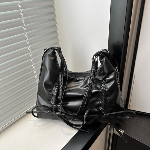 Bolso de Axila con Lazo Fruncido para Mujer en Cuero PU Plateado Metalizado Bolso de Hombro Chic con Cadena Moda Femenina
